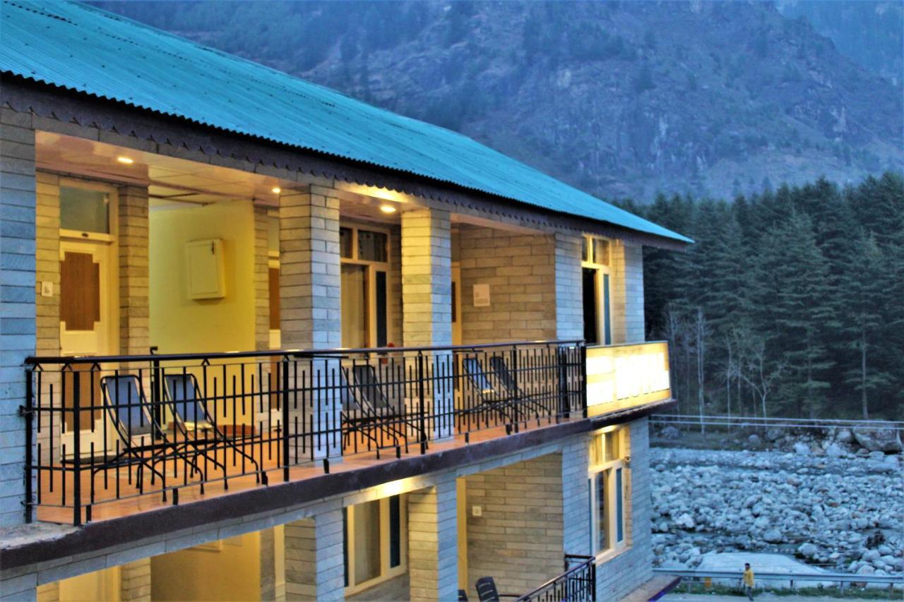 Hotel New Royal Manāli Exteriér fotografie