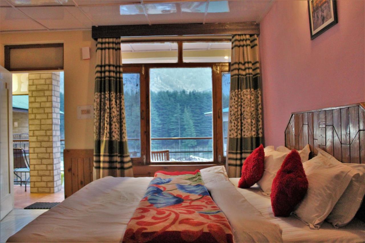 Hotel New Royal Manāli Exteriér fotografie